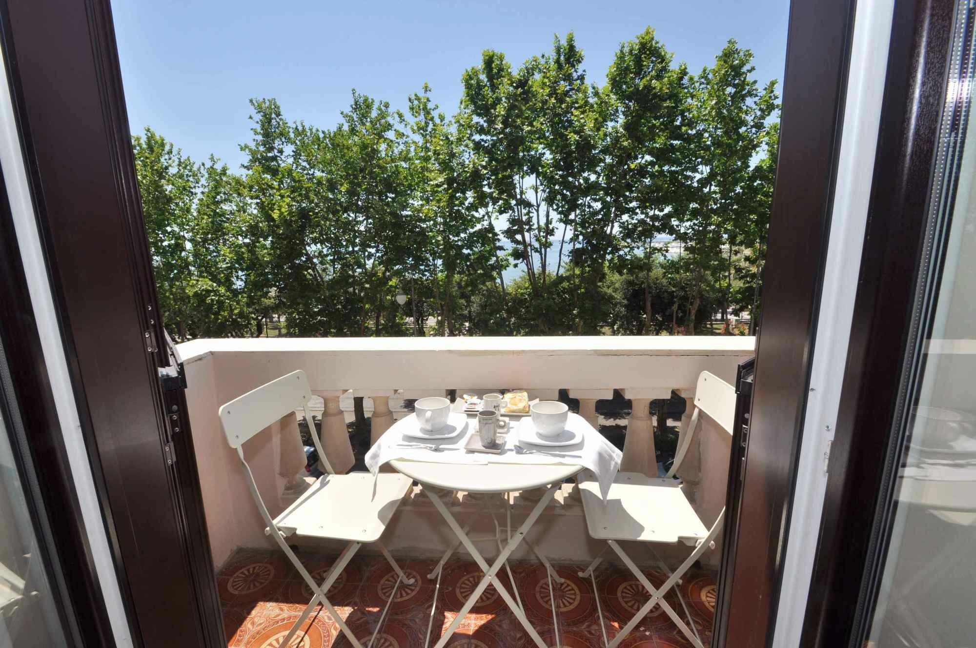 Accommodation Feel Salernes Extérieur photo