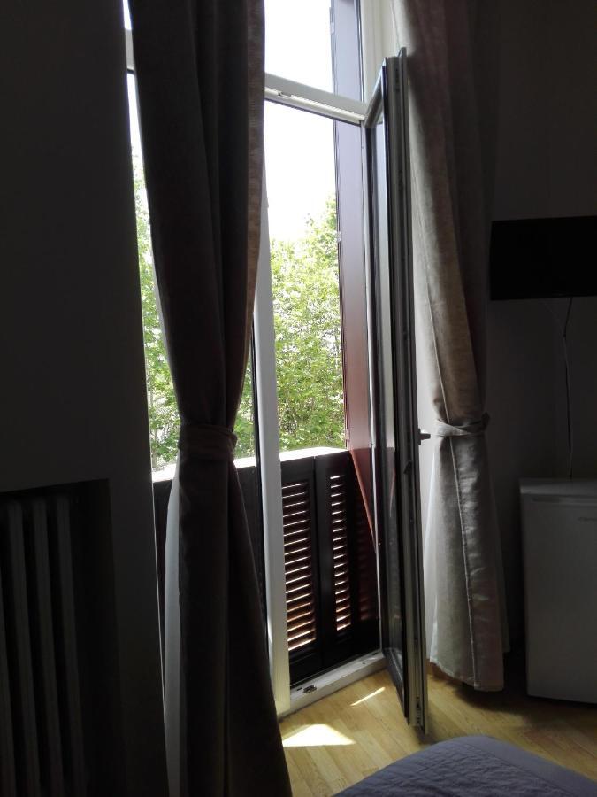 Accommodation Feel Salernes Extérieur photo