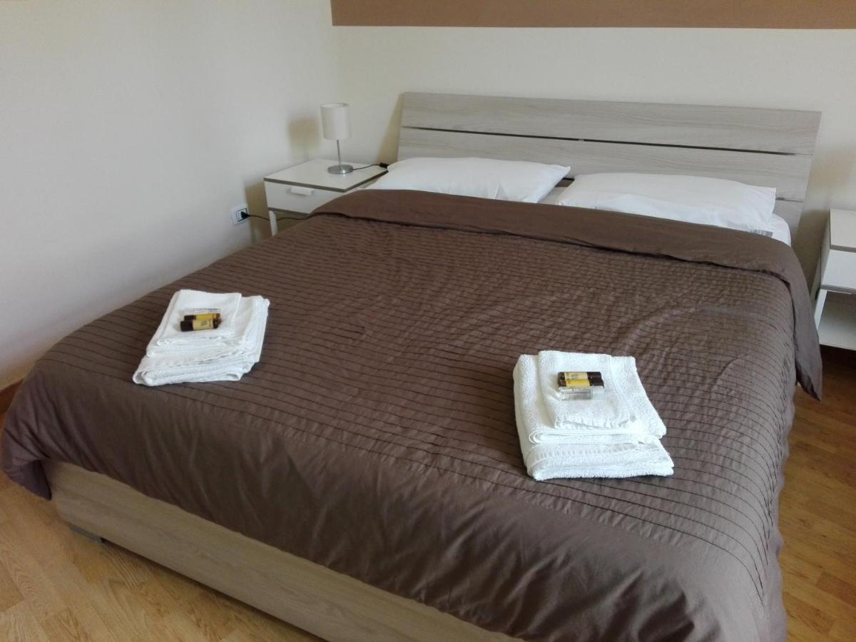 Accommodation Feel Salernes Extérieur photo