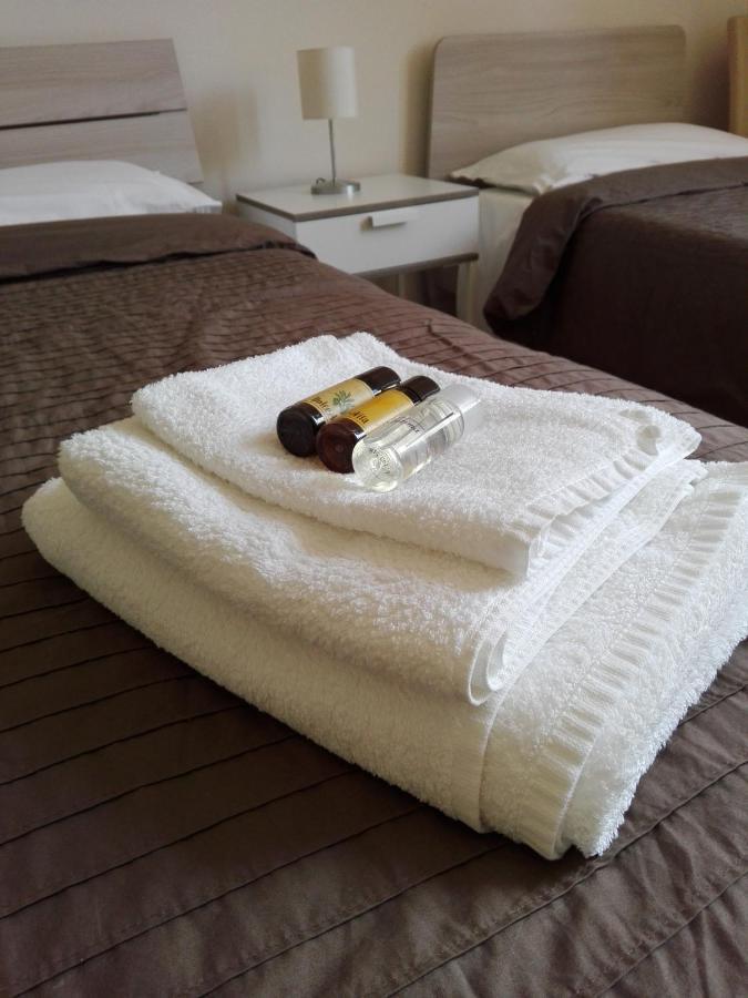 Accommodation Feel Salernes Extérieur photo
